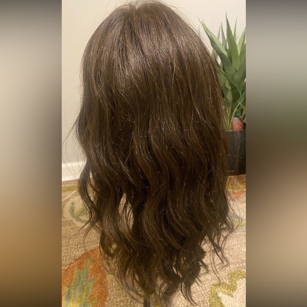 Belle Tress Maxwella 22 HF synthetic Beautiful Long brown wig